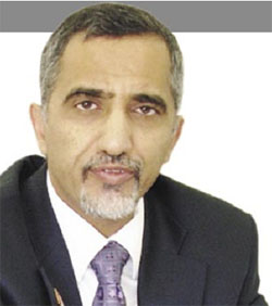 محافظ البنك المركزي اليمني محمد منصور زمام
