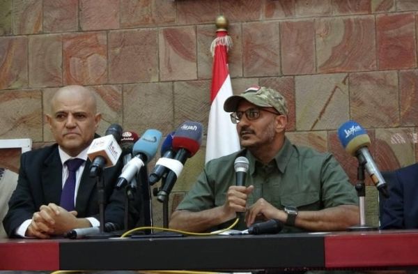 العميد طارق صالح يزور مدينة تعز