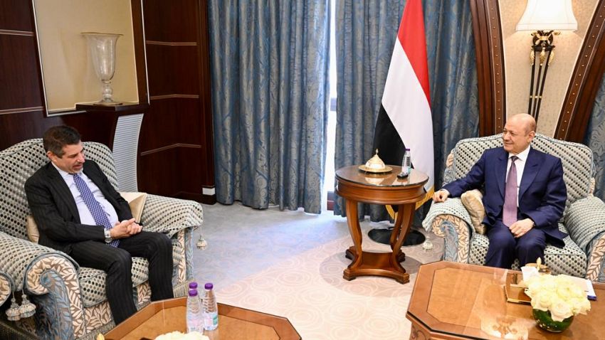 الرئيس العليمي يستقبل السفير الامريكي