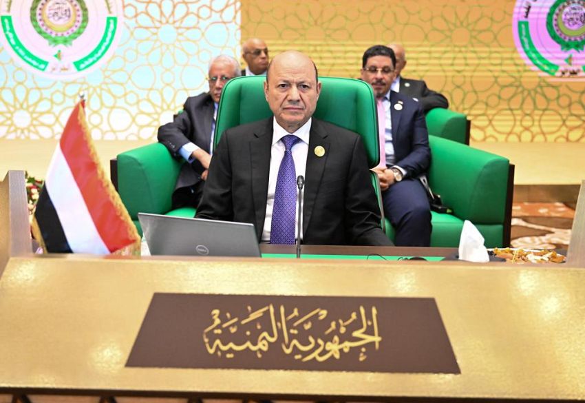 الرئيس العليمي يمثل اليمن في الجلسة الافتتاحية للقمة العربية في