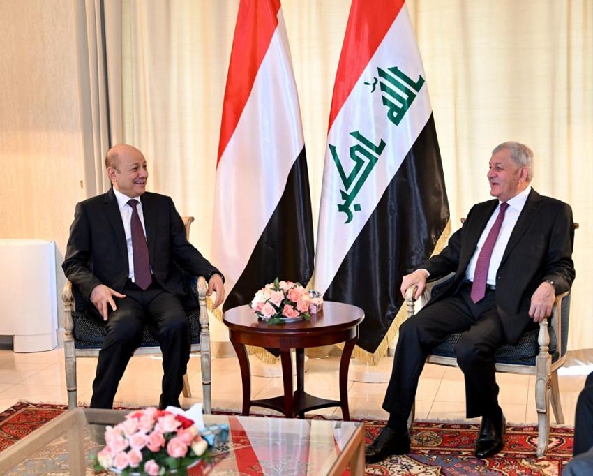 الرئيس رشاد العليمي يبحث والرئيس العراقي العلاقات الثنائية بين ا