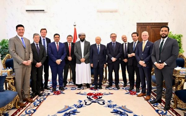 الاتحاد الأوروبي يعلن دعمه لمجلس القيادة الرئاسي