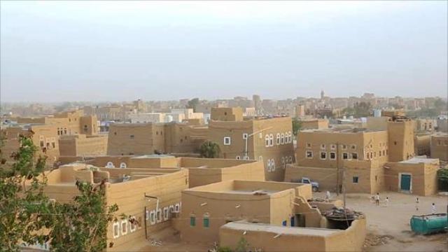 الجيش يطوق مدينة الحزم عاصمة الجوف اليمنية