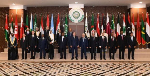 قادة ورؤساء وفود الدول العربية المشاركة في القمة- وكالة الأنباء