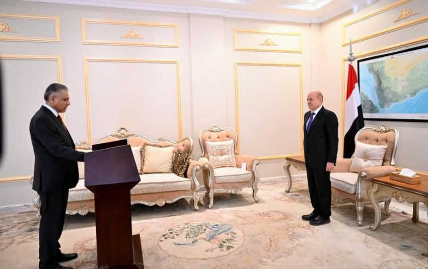 قرار جمهوري بتعيين الدكتور جلال فقيرة سفيرا لليمن في الأردن