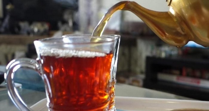 الشاي الأحمر
