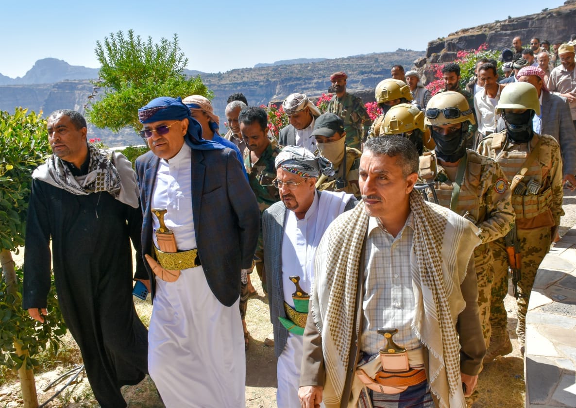 رئيس البرلمان يزور التربة ويتفقد المشاريع الخدمية في الحجرية