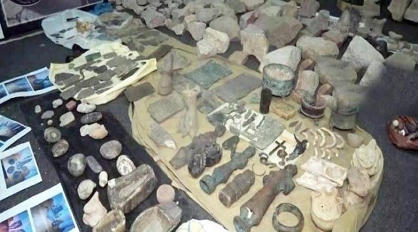 الاثار اليمنية تورطت ميليشيا الحوثي بتهريبها خارج اليمن