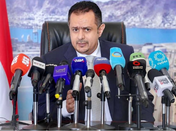 رئيس الوزراء يفند كل الادعاءات المحيطة بقطاع الاتصالات