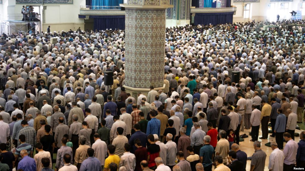 الغاء صلاة الجمعة في طهران بسبب فيروس كورونا وتوقعات باصابة ثلث