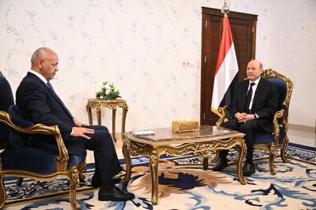 الرئيس العليمي خلال حواره مع الإعلامي مصطفى بكري