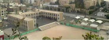 الحوثي يعرض مدرسة ازال الحديثة للبيع في صنعاء