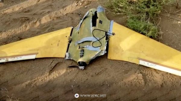 طائره مسيرة حوثية تسقط بنيران القوات الحكومية