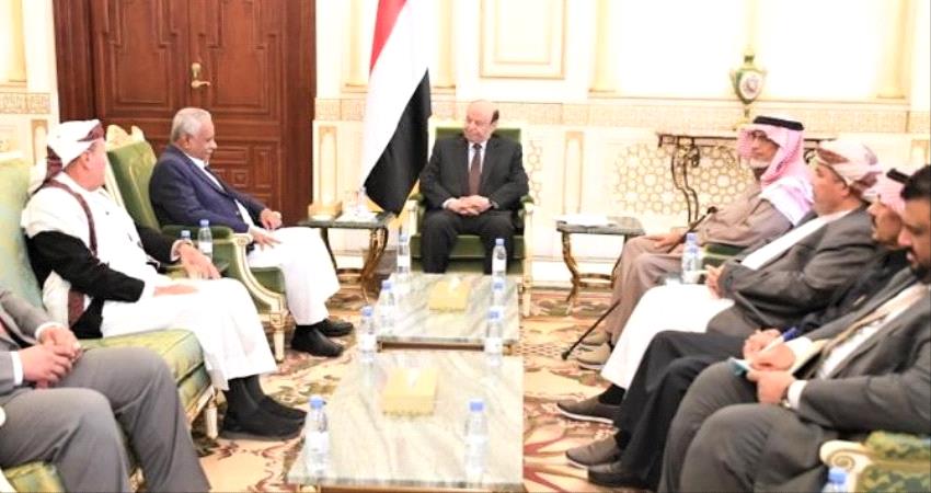 الرئيس هادي مع مرجعيات حضرموت