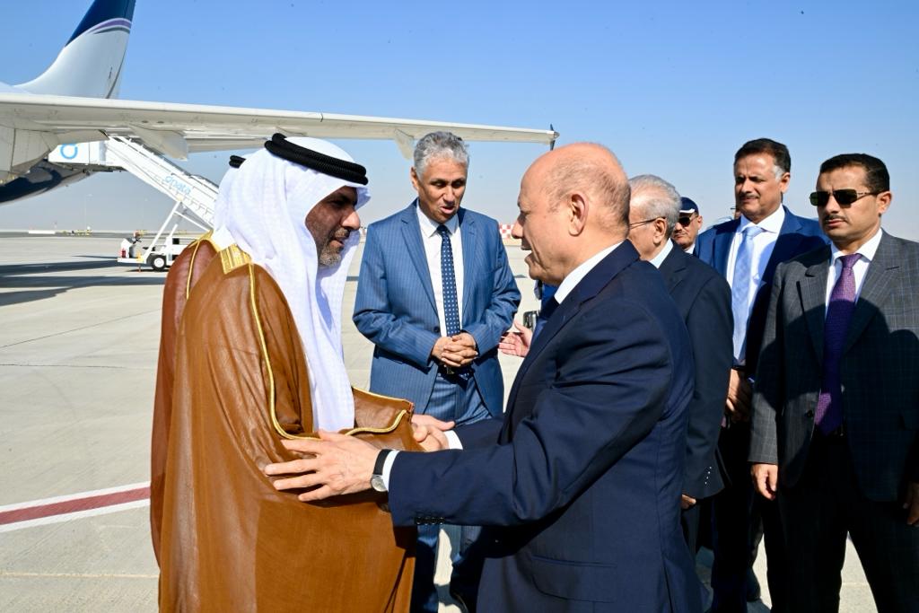 الرئيس العليمي يختتم زيارته لدولة الإمارات