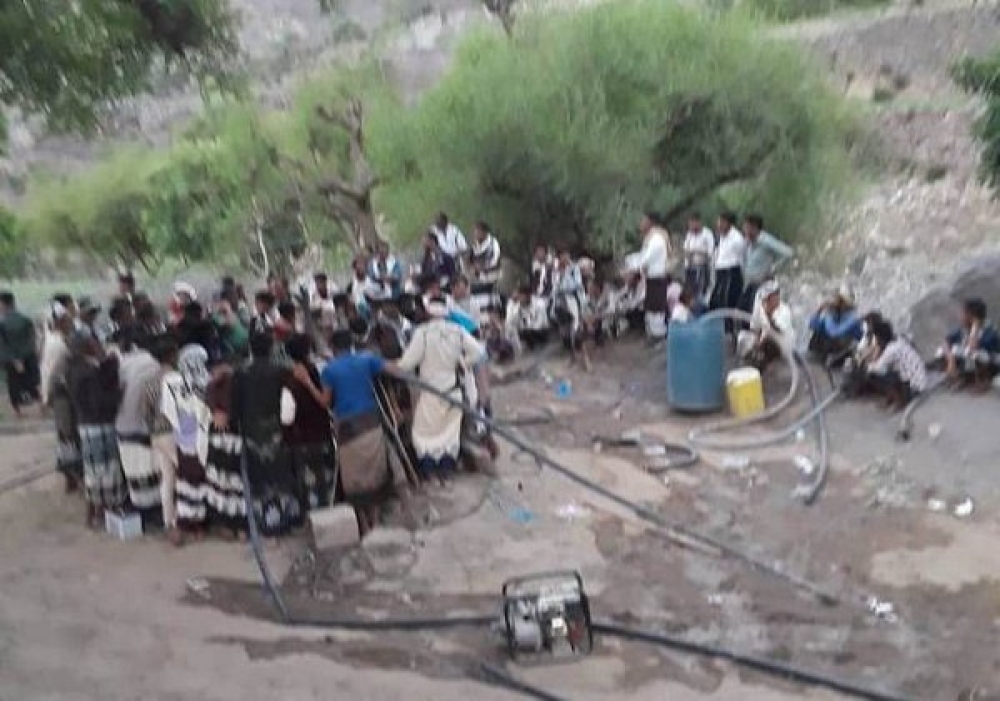 تعز..وفاة 3 أشخاص من عائلة واحدة خنقاً داخل بئر مياه في ماوية
