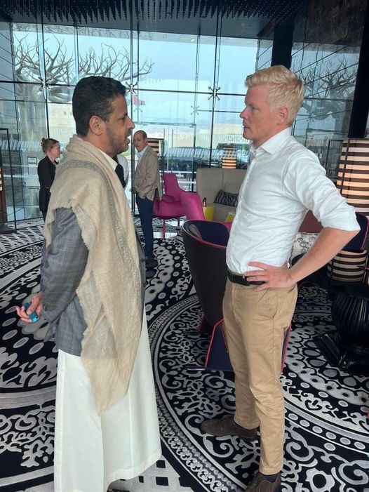 الشيخ عبد الواحد القبلي يلتقي المبعوث الأممي الى اليمن هانس غرون