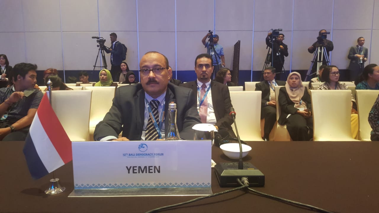الدكتور عبدالمغني الشميري