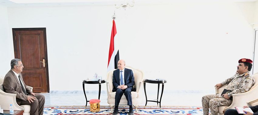 الرئيس العليمي يستقبل اسرة الشهيد البطل علي ناصر هادي