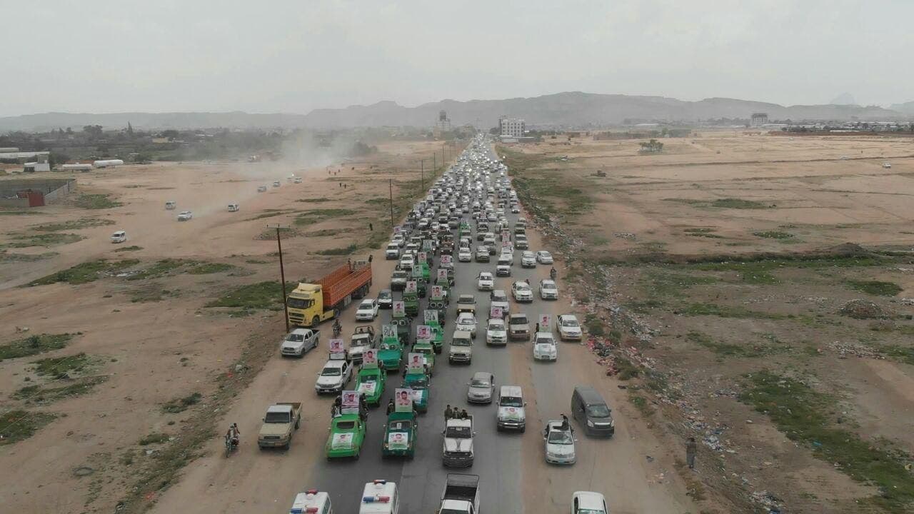 الحوثي يشيع قتلاه بعد معارك الجوف ومارب