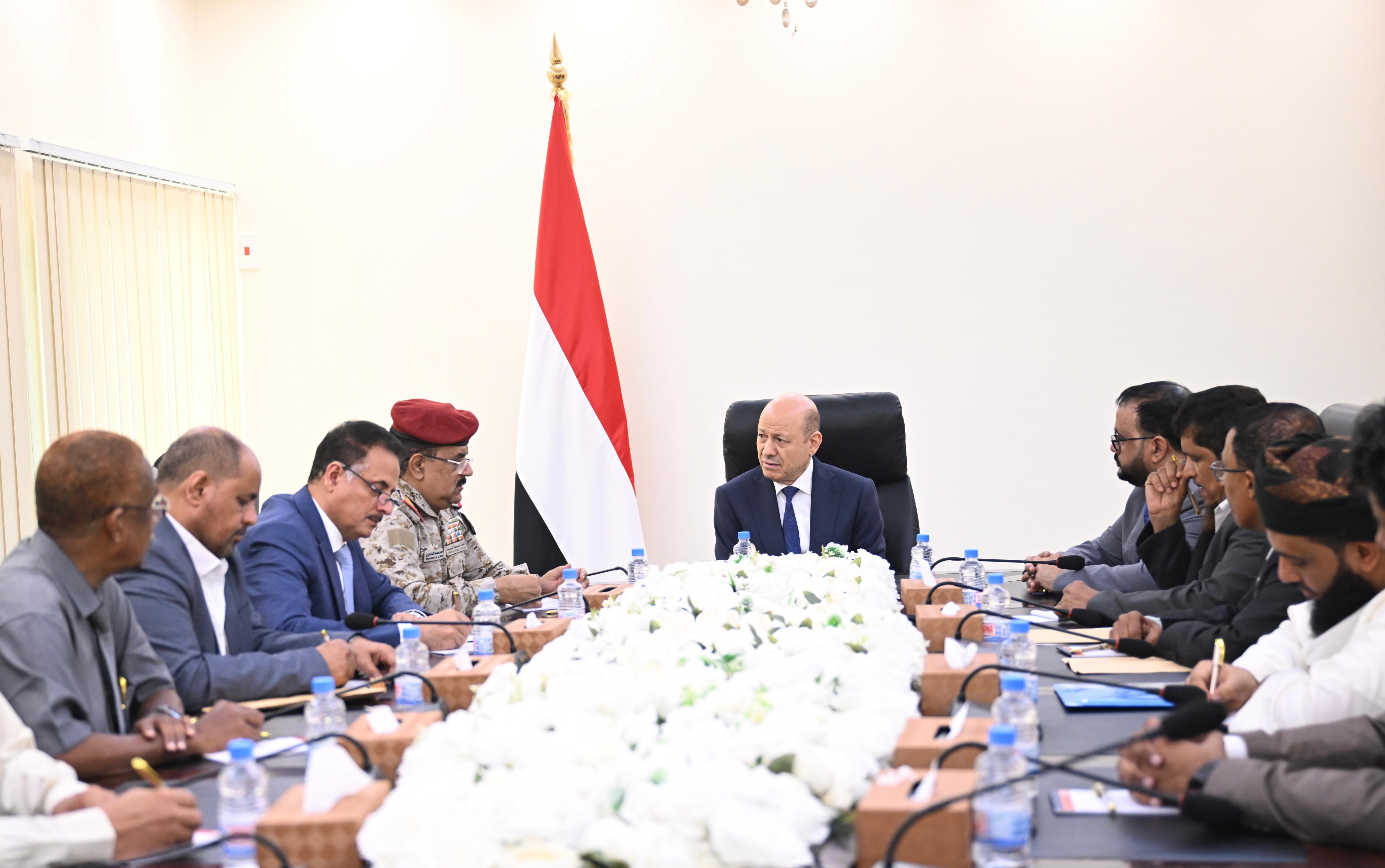 لهذا السبب الرئيس العليمي يترأس اجتماعًا أمنيا خاص بمحافظة المهرة