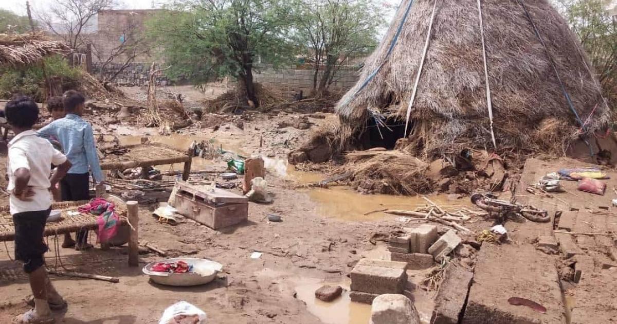السيول تجرف السكان والمنازل في تهامة غرب اليمن