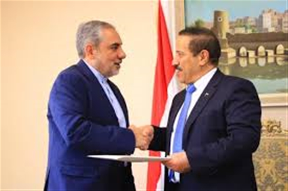 حسن إيرلو السفير الايراني لدى الحوثيين ووزير خارجية الحوثي هشام