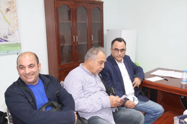 فريق استشاري مصري لتطوير ميناء المخأ في تعز