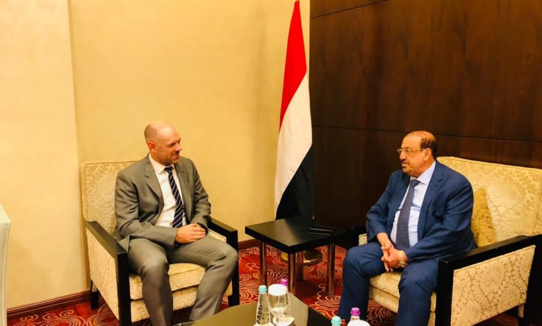 رئيس البرلمان يوجه دعوة مهمة للمجتمع الدولي لانقاذ الاقتصاد