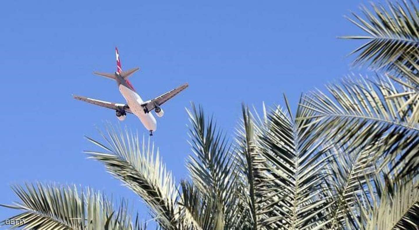 طائره