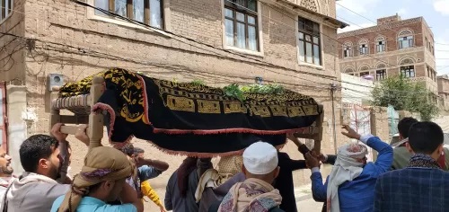 القاضي العمراني يوجه رسالة مباشرة للحوثيين حول شعبيتهم في يوم ر