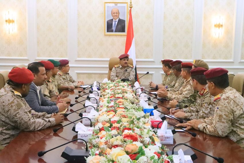 وزارة الدفاع تعد لاستقبال مهيب للاسرى المحررين من سجون الحوثي
