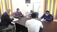 وزير الصحة اليمنية مع مدير مكتب الأمم المتحدة