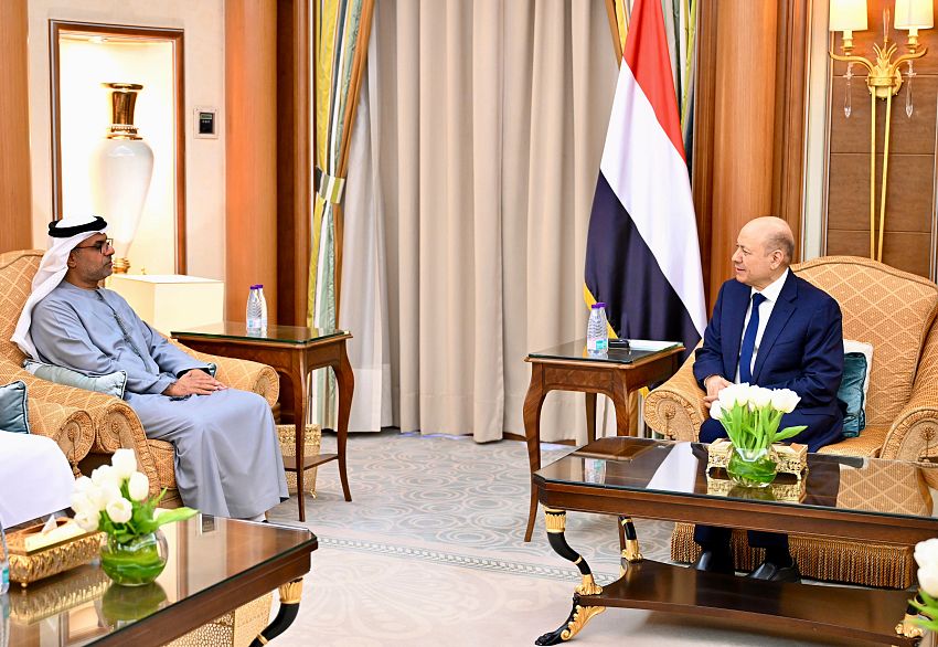 رئيس مجلس القيادة الرئاسي يستقبل سفير دولة الامارات العربية المت