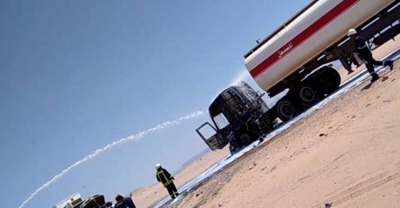 مسلحون يهاجمون ناقلة نفط في مأرب