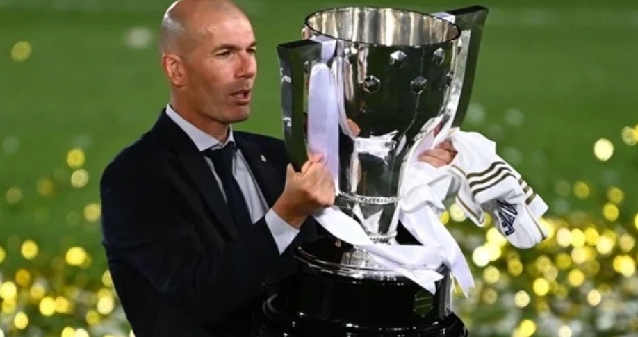 زيدان مدرب ريال مدريد