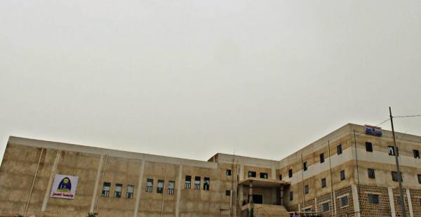 مركز التعليم المستمر التابع لجامعة تعز في الحوبان