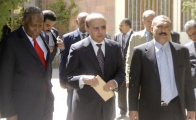 ابو بكر القربي. و علي عبدالله صالح