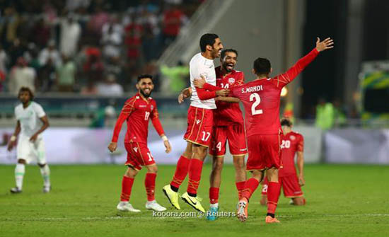 لاعبي البحرين