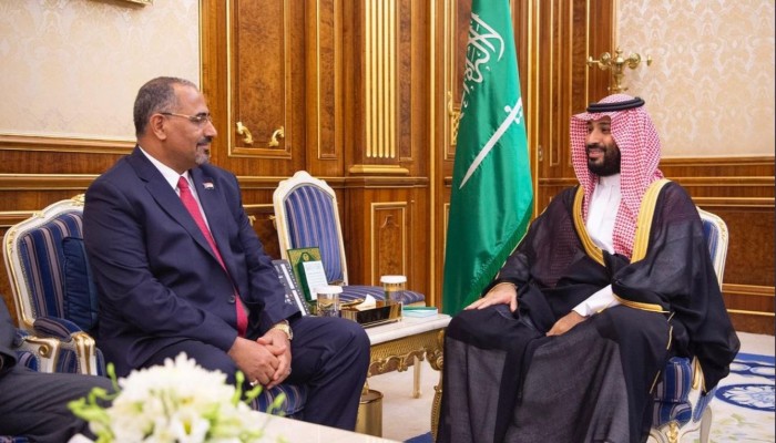 بن سلمان يستدعي عيدروس الزبيدي الى الرياض