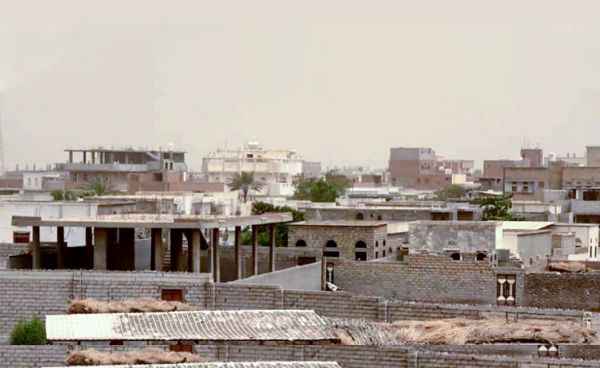 رصد تسع طائرات استطلاع حوثية في سماء التحيتا وحيس