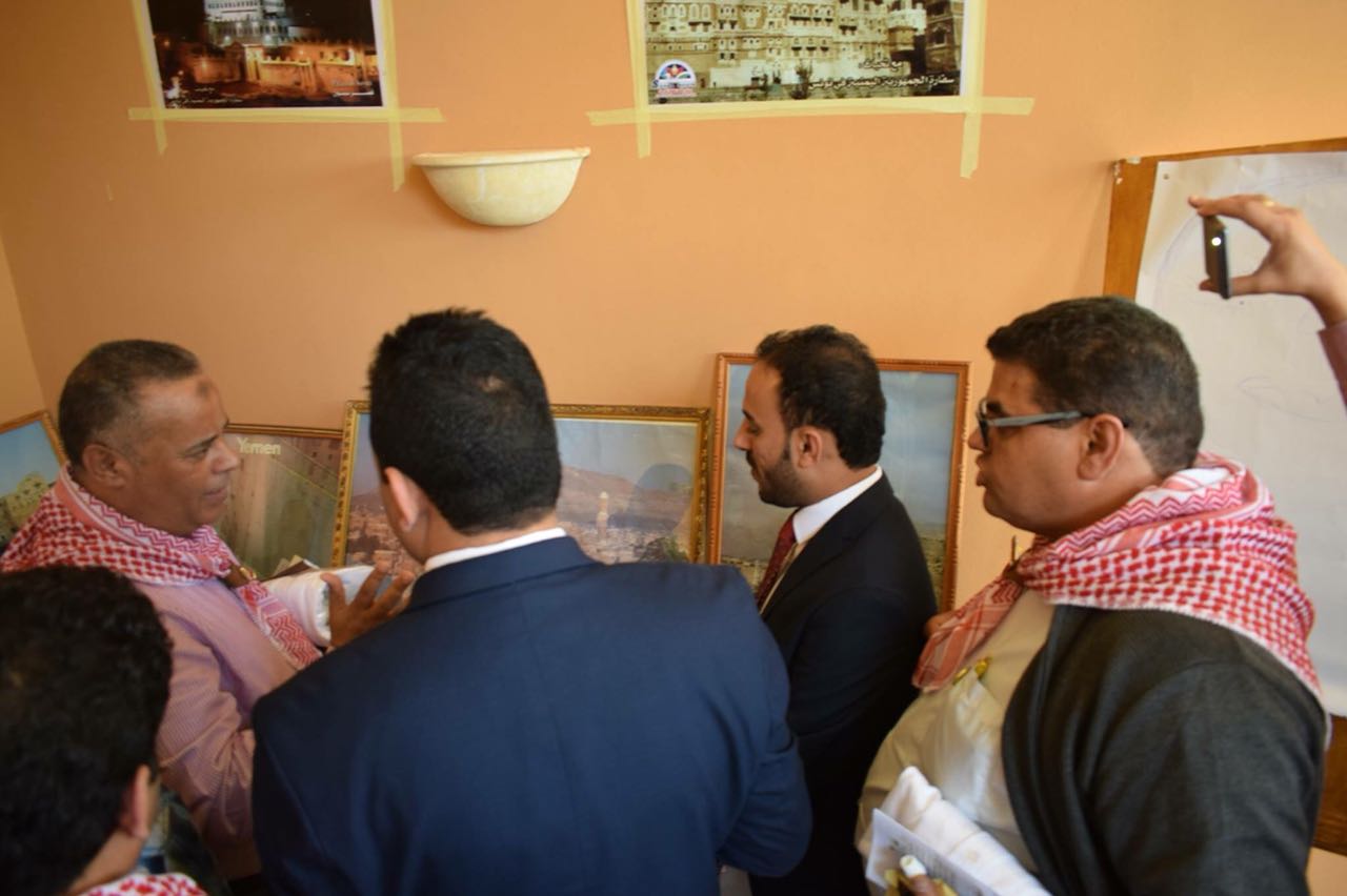 صورة من الافتتاح