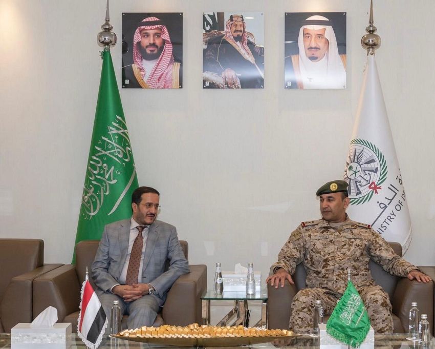 عثمان مجلي يزور قيادة القوات المشتركة