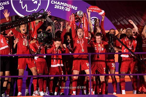 ليفربول يرفع كأس البريميرليج للمرة الأولى