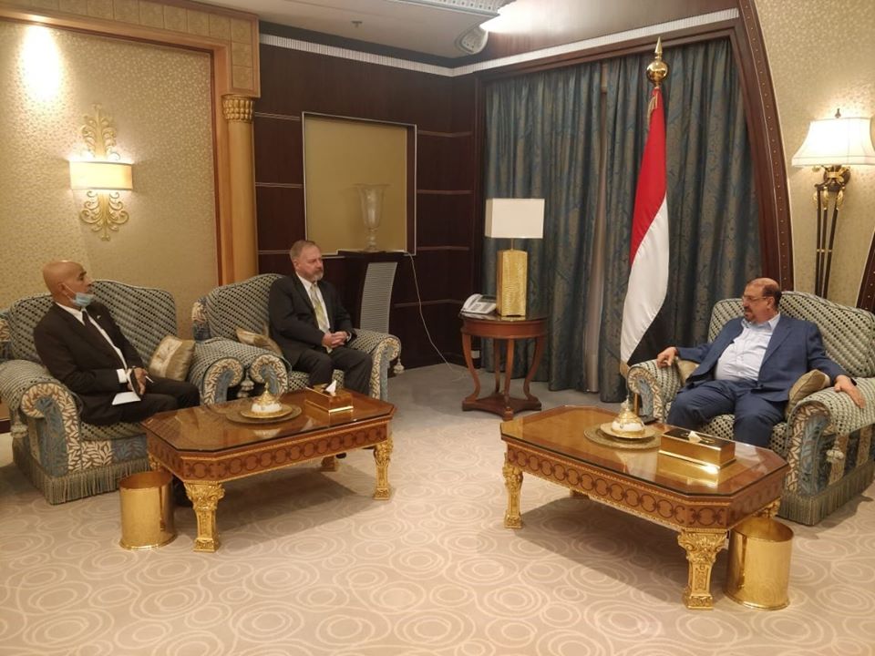 البركاني يشيد بما تبذله واشنطن وما تقدمه من جهد ودعم للشعب اليم