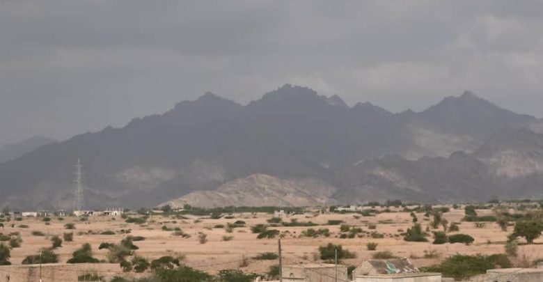 مصرع حوثيين اثناء زراعة عبوات ناسفة في حيس جنوب الحديدة
