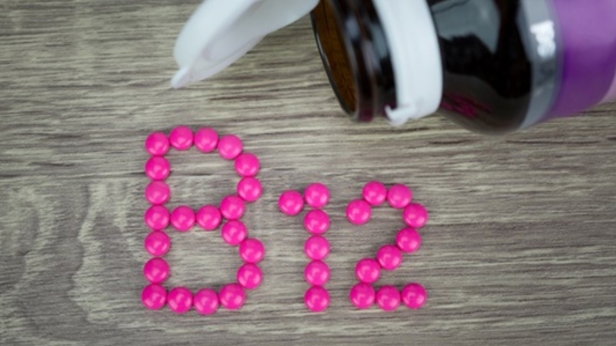اعراض نقص فيتامين B12