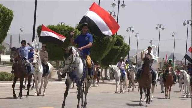 مليشيات الحوثي تمتطي صهوات الخيول في صنعاء
