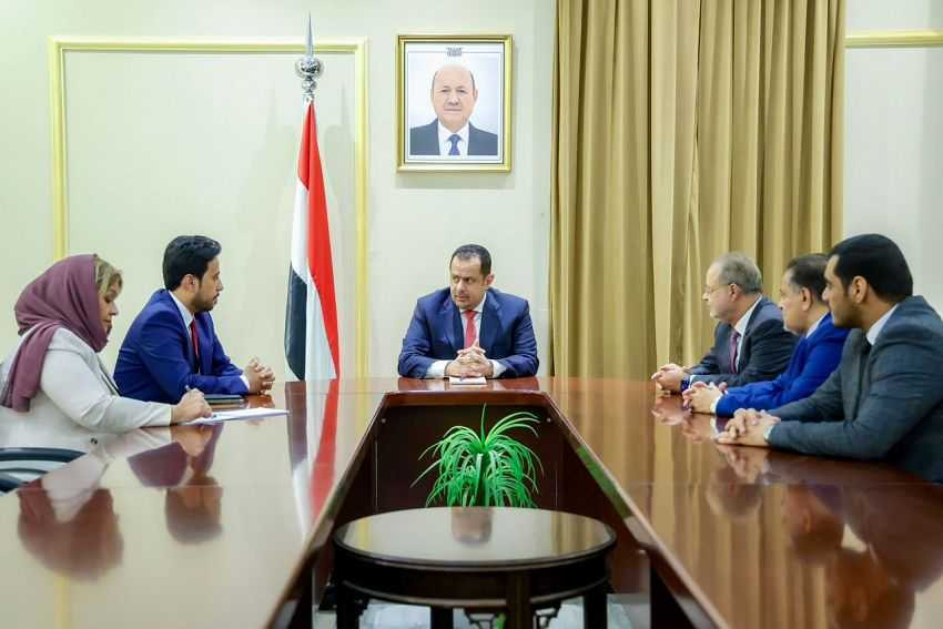 رئيس الحكومة يجتمع برئاسة هيئة التشاور والمصالحة