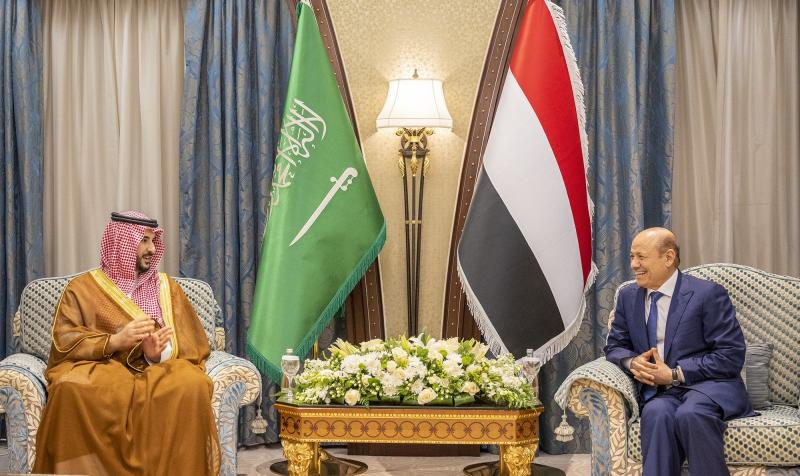 الرئيس العليمي والمجلس الرئاسي يلتقون وزير الدفاع السعودي